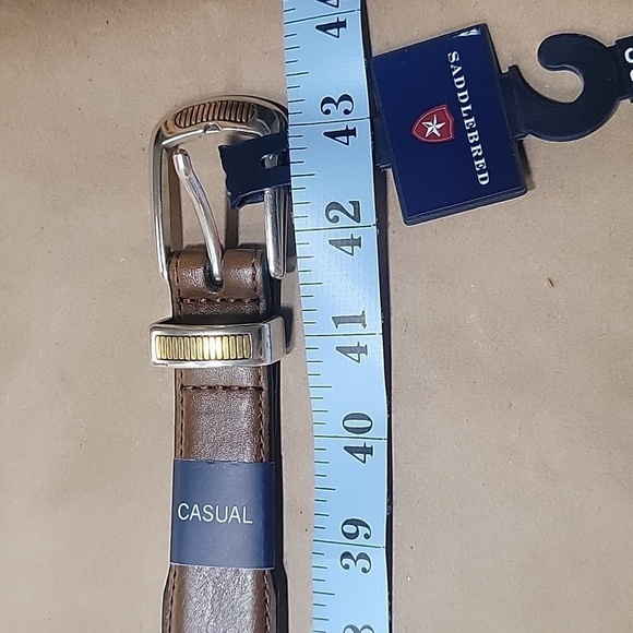 Saddlebred Tan Belt NEW with Tags, Size 36, Braided with Silver/Gold Medallions - Picture 6 of 8